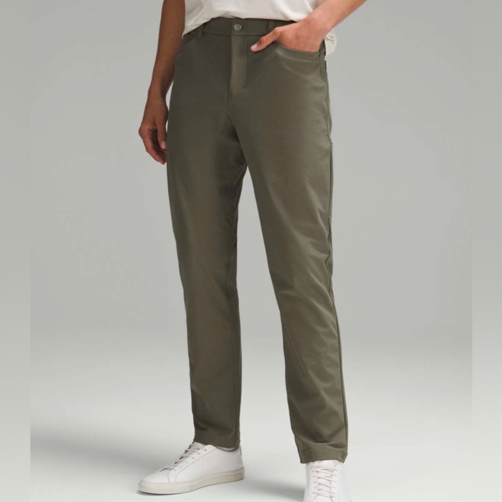 lululemon athletica NWT Men’s ABC Classic-Fit Pants Army Green -Size 32